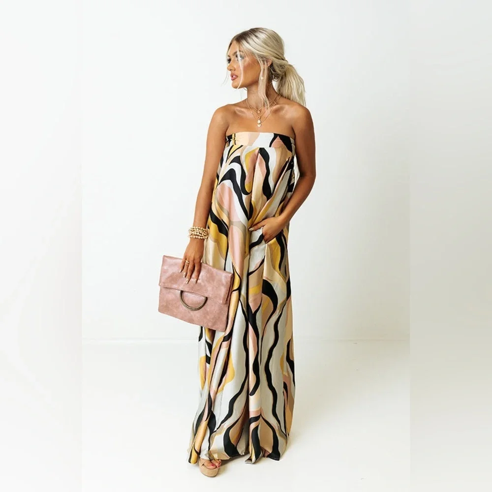 Elegant Multicolor Strapless Romper- size SMALL - Picture 7 of 11